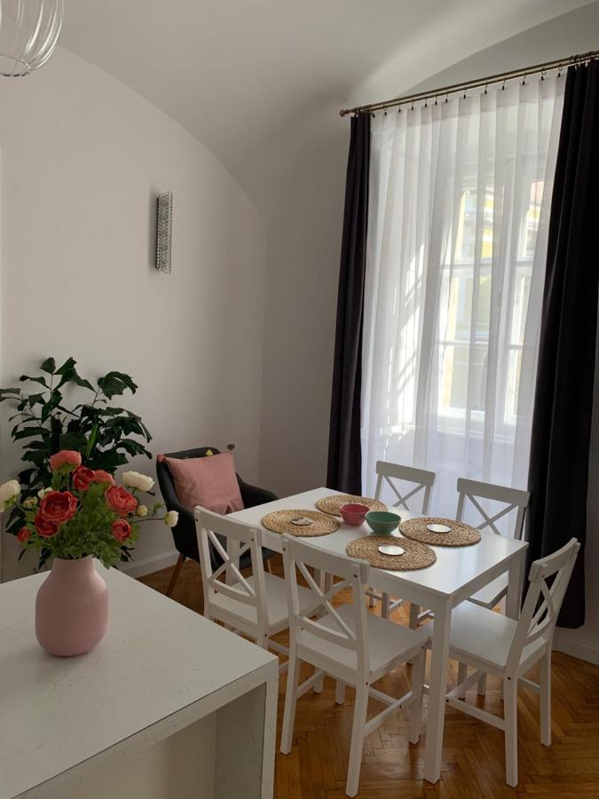 Forst-Haz Apartman Еґер Екстер'єр фото