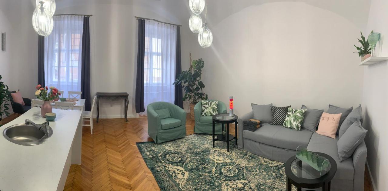 Forst-Haz Apartman Еґер Екстер'єр фото