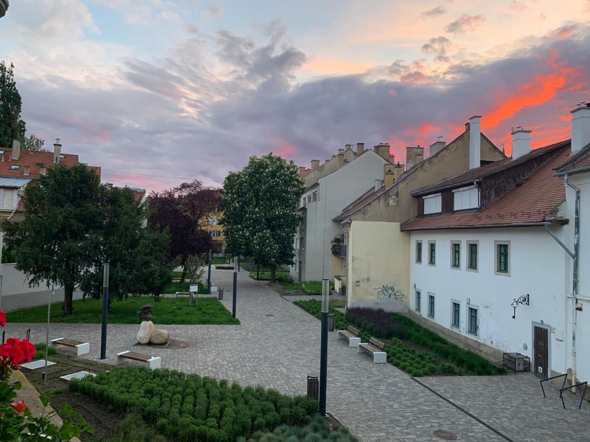 Forst-Haz Apartman Еґер Екстер'єр фото
